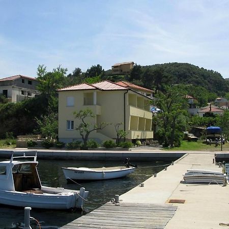Apartments By The Sea Supetarska Draga - Donja, Rab - 11769 Esterno foto