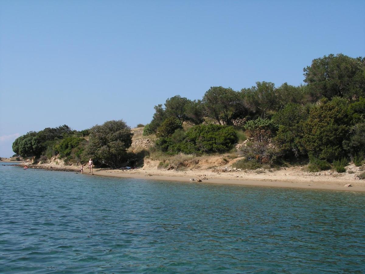 Apartments By The Sea Supetarska Draga - Donja, Rab - 11769 Esterno foto